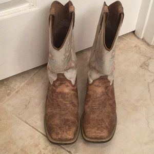 Justin brand cowboy boots